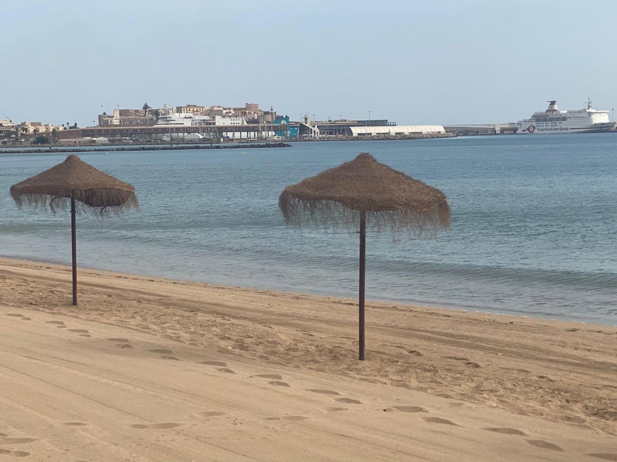 Precioso apartamento a 50 metros de la playa Melilla Exterior foto